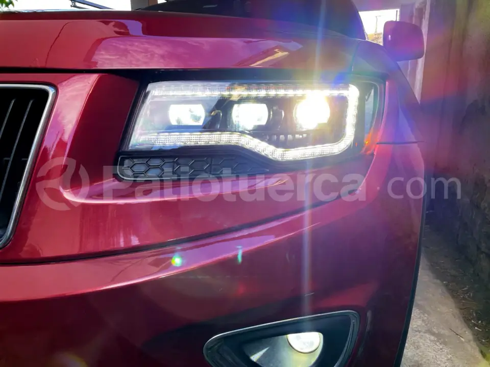 Foto 3 de Jeep Grand Cherokee Laredo