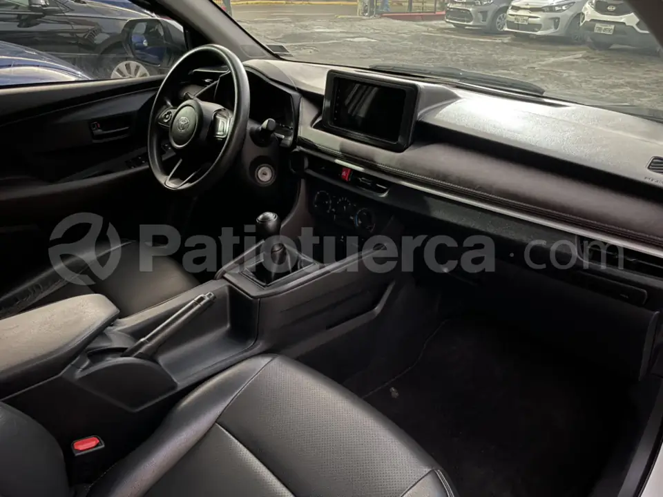 Foto 10 de Toyota New Yaris