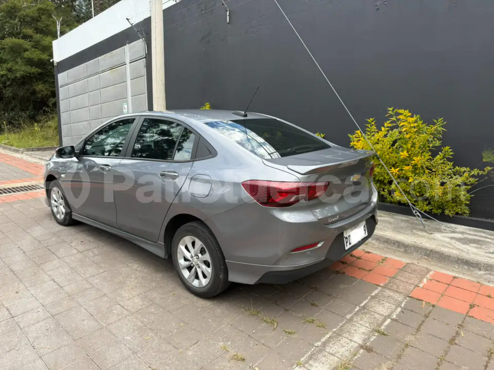 Foto 2 de Chevrolet ONIX LTZ TURBO