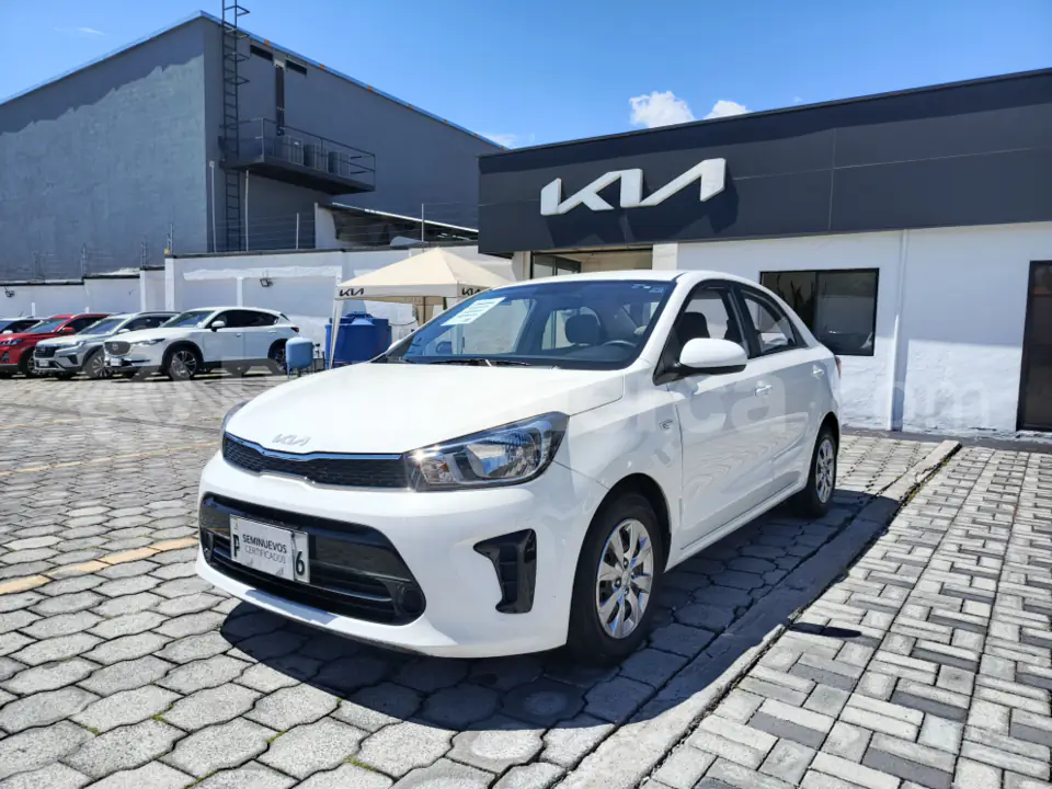 Foto 1 de Kia Soluto LX