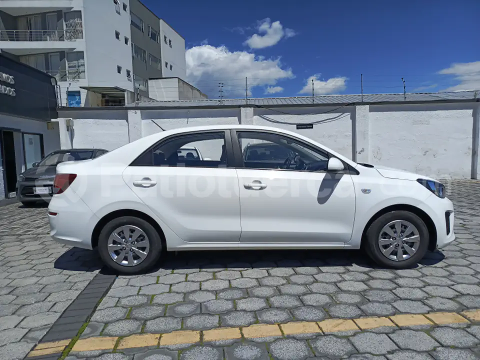 Foto 4 de Kia Soluto LX