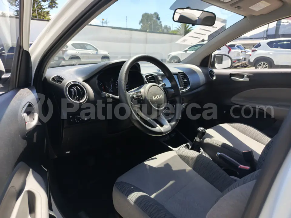 Foto 9 de Kia Soluto LX