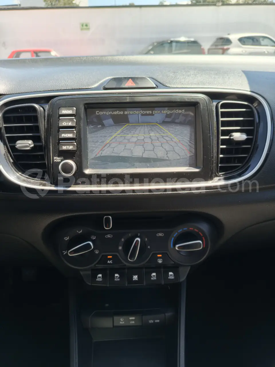 Foto 12 de Kia Soluto LX