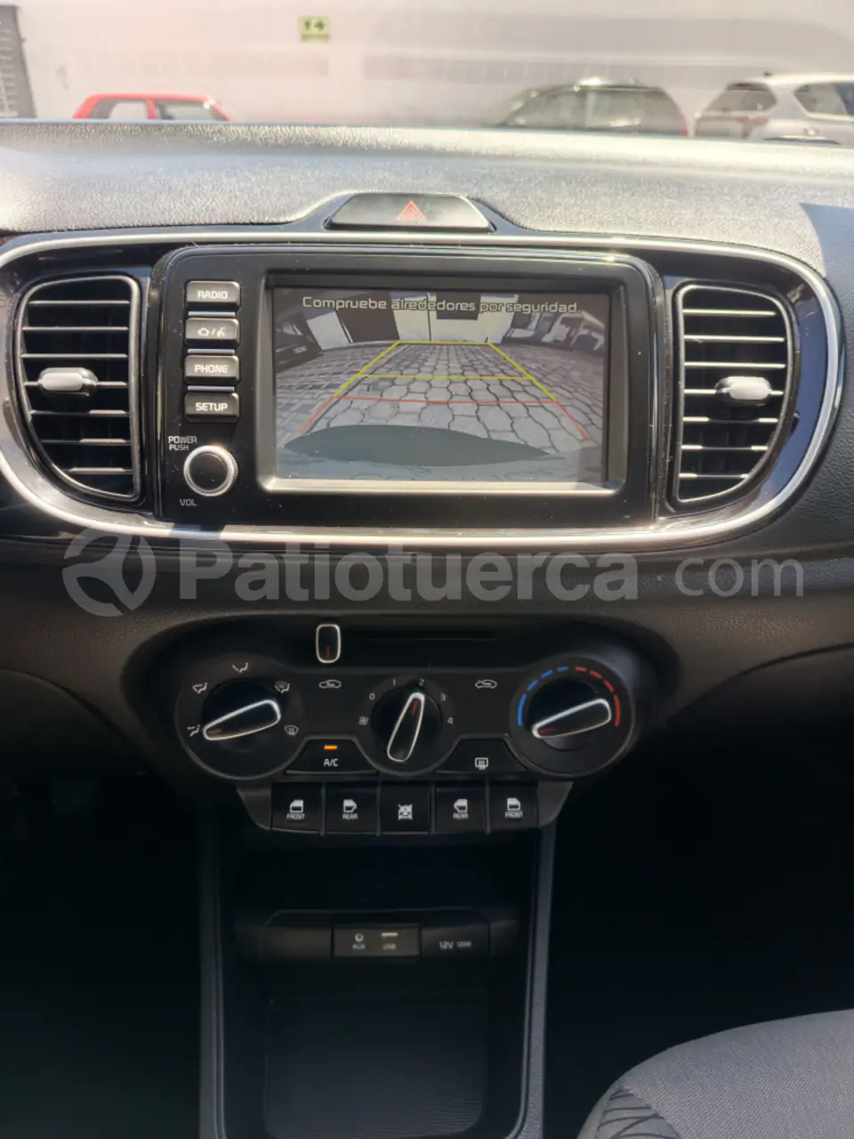 Foto 12 de Kia Soluto LX