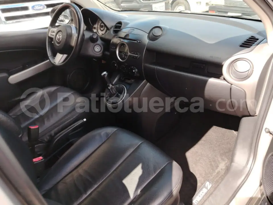 Foto 7 de Mazda 2
