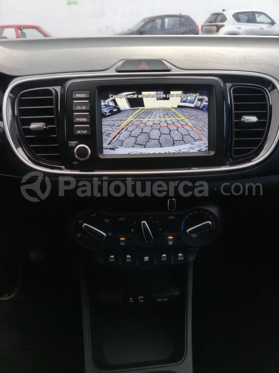 Foto 12 de Kia Soluto LX