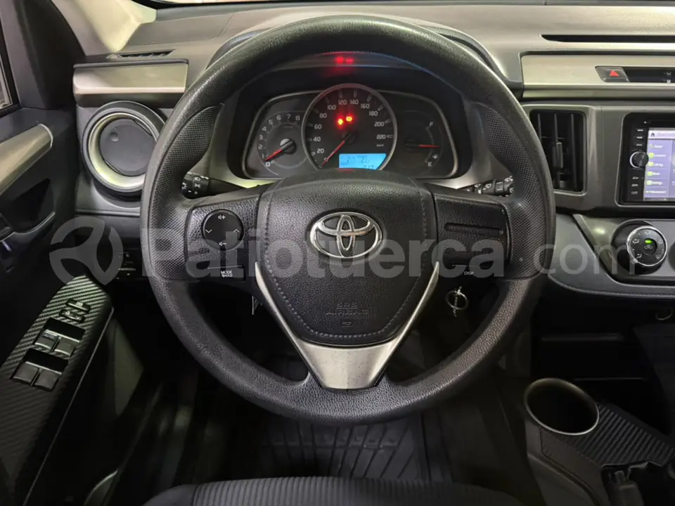 Foto 18 de Toyota NEW RAV 4