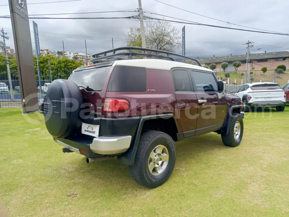 Foto 6 de Toyota FJ Cruiser