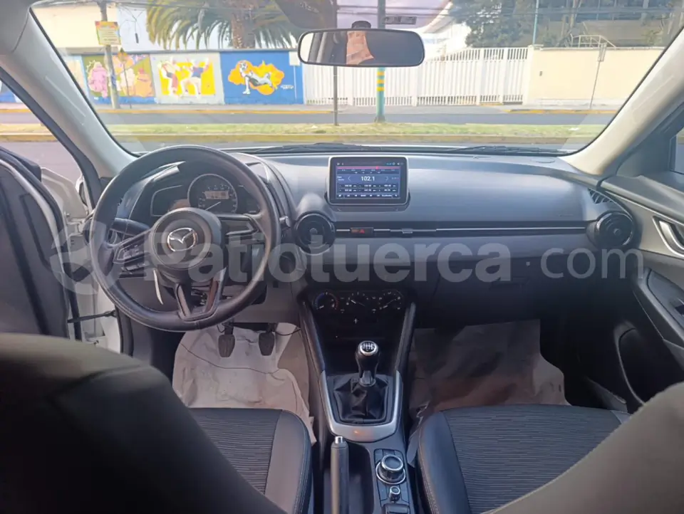 Foto 13 de Mazda CX-3 ENTRY
