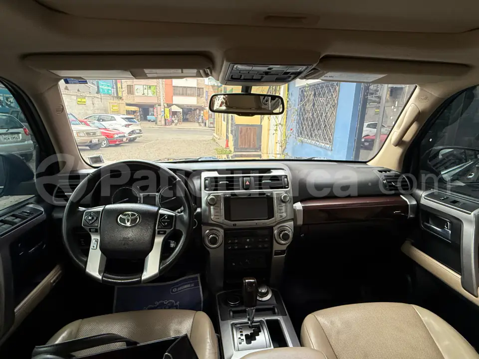 Foto 4 de Toyota 4Runner Limited