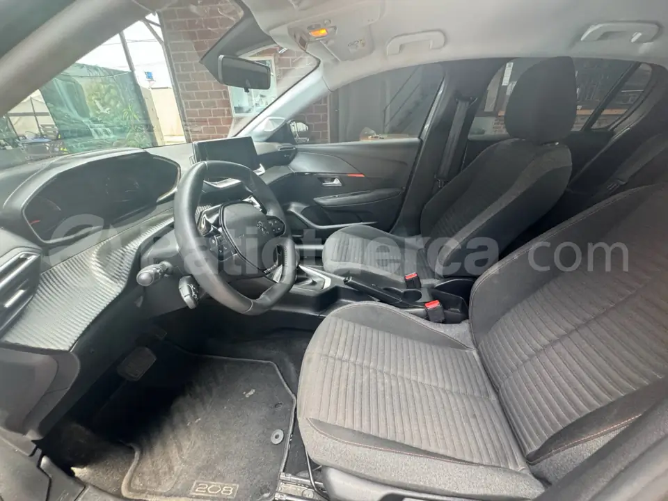 Foto 7 de Peugeot 208