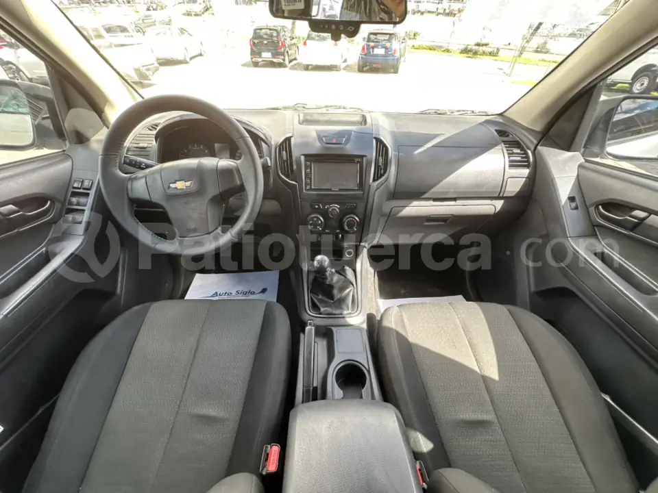 Foto 9 de Chevrolet D-MAX CRDI  3.0 CD 4X2  DIESEL