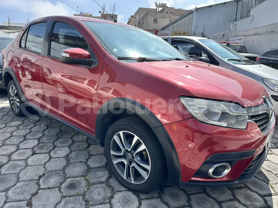 Foto 2 de Renault LOGAN CROSS INTENS