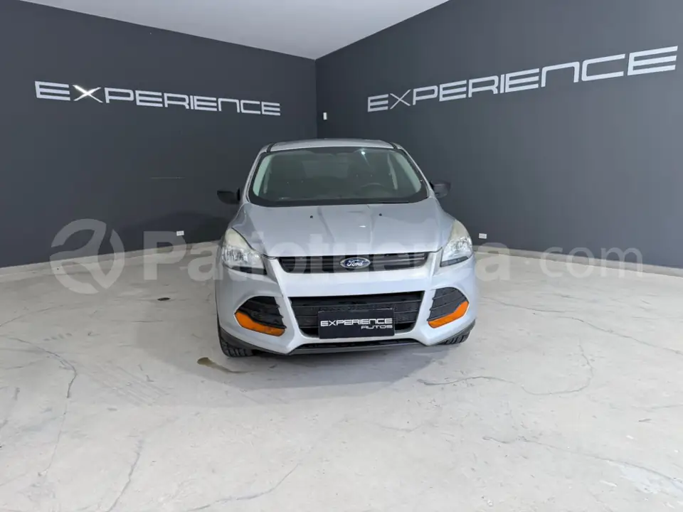 Foto 1 de Ford Escape S