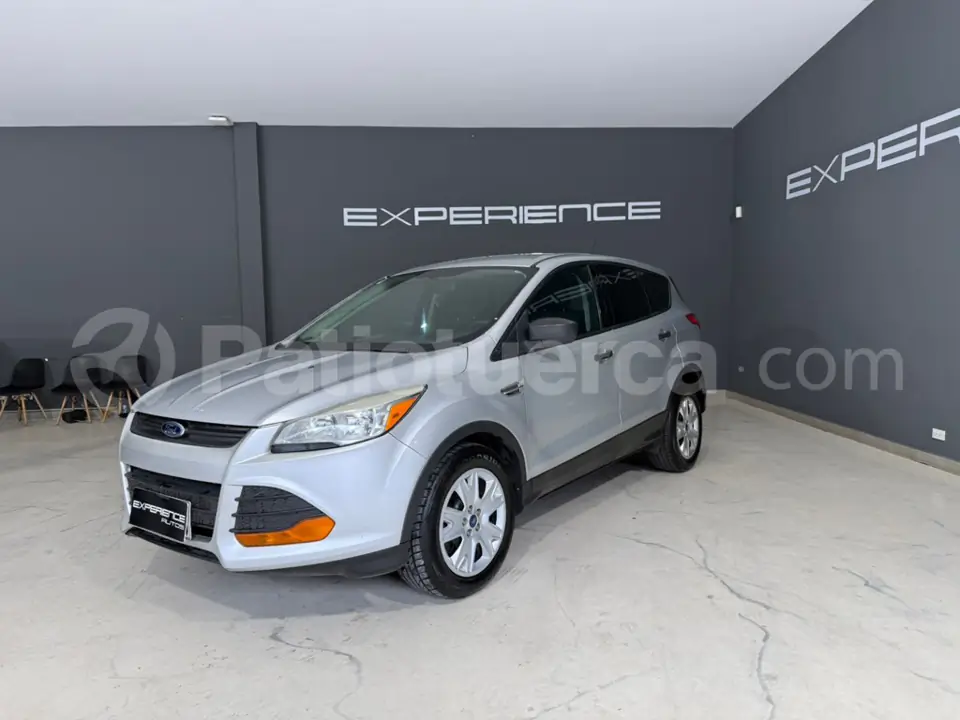 Foto 2 de Ford Escape S