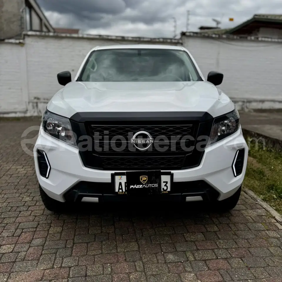 Foto 2 de Nissan Frontier SE