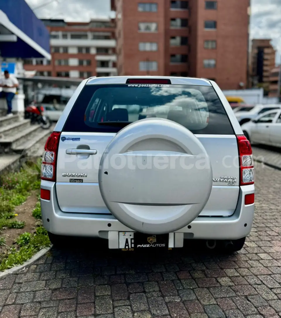 Foto 4 de Suzuki Grand Vitara SZ