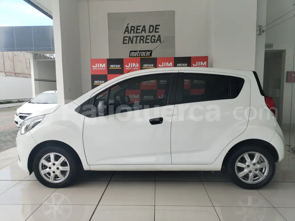 Foto 4 de Chevrolet Spark GT