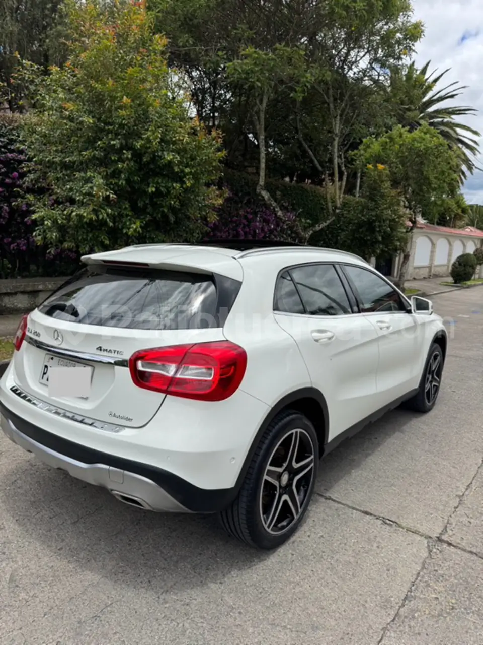 Foto 4 de Mercedes Benz GLA 250 4 MATIC