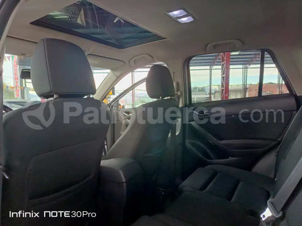 Foto 10 de Mazda CX- 5 CORE