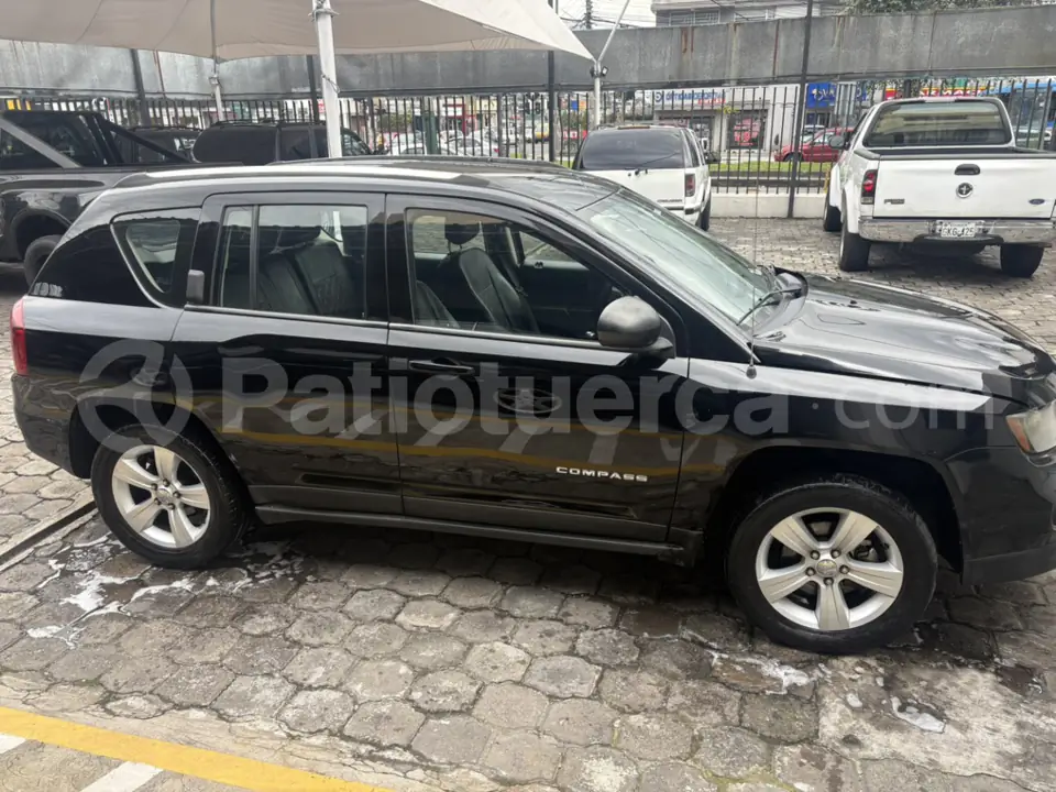 Foto 1 de Jeep Compass