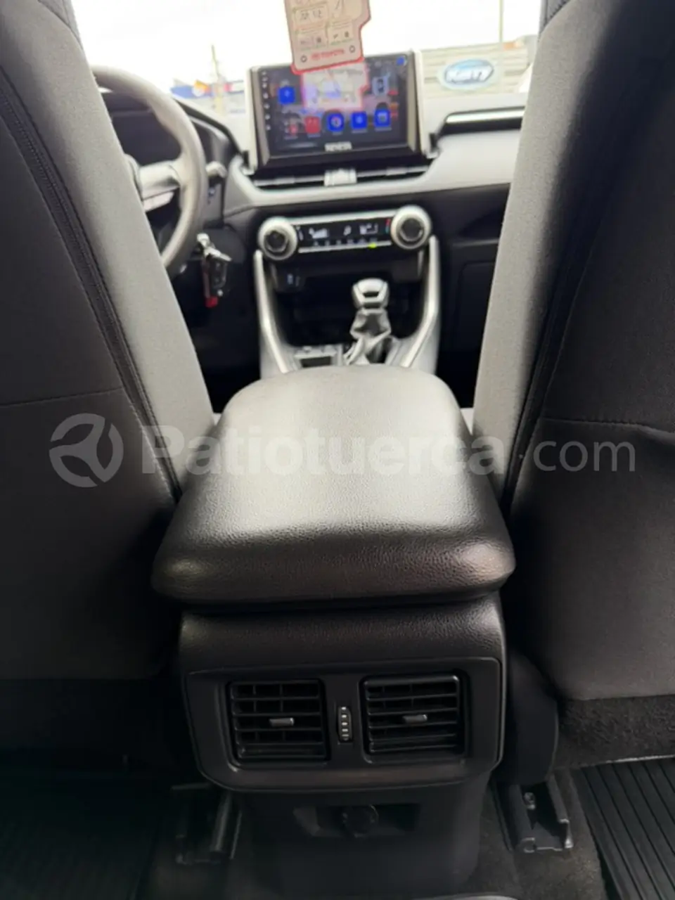 Foto 31 de Toyota RAV 4