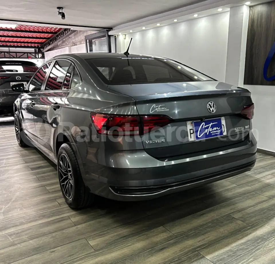 Foto 3 de Volkswagen Virtus