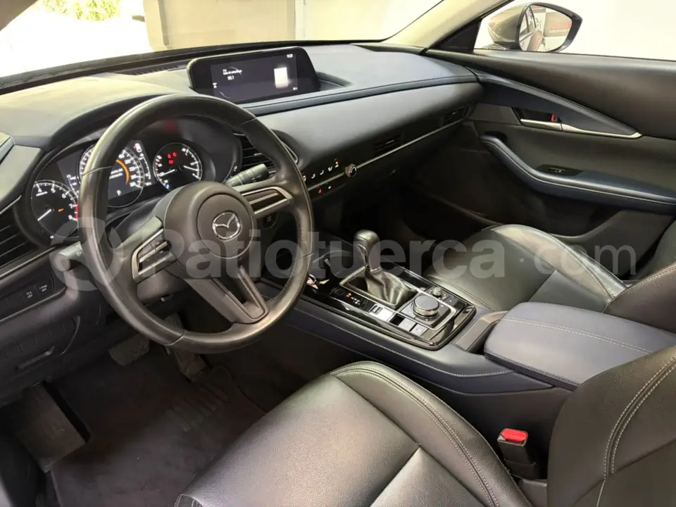 Foto 11 de Mazda CX-30 CORE