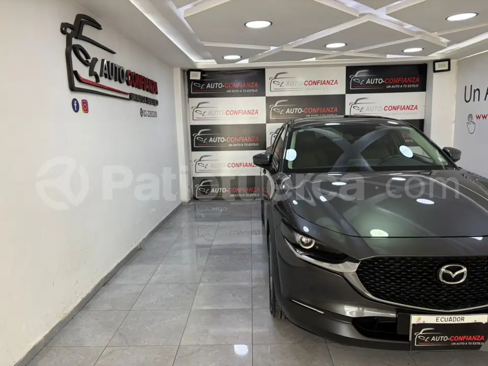 Foto 1 de Mazda CX-30