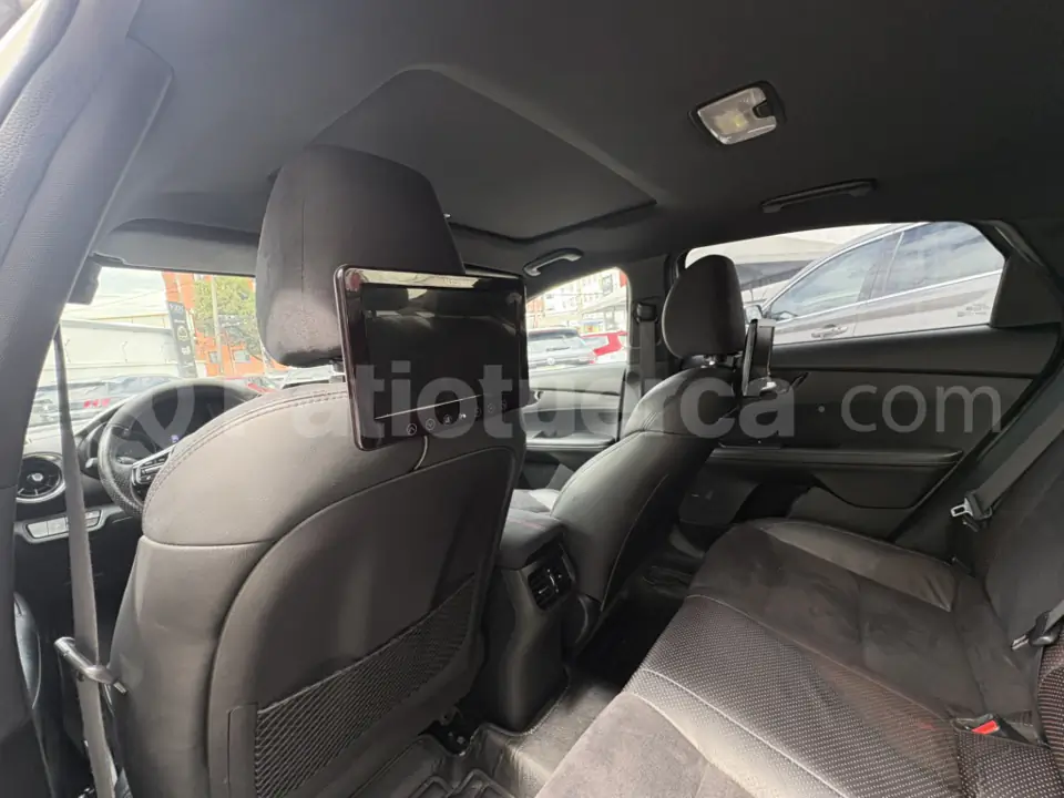 Foto 8 de Kia Cerato