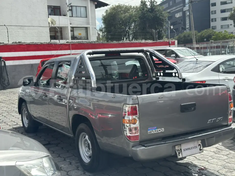 Foto 3 de Mazda BT-50 CD ACTION 2.6