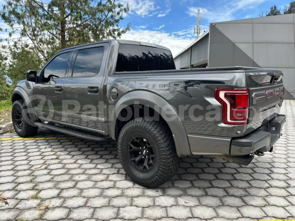 Foto 7 de Ford F150 Raptor AC