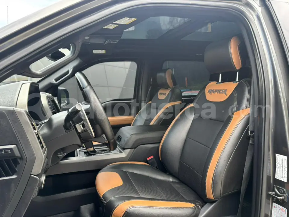 Foto 17 de Ford F150 Raptor AC