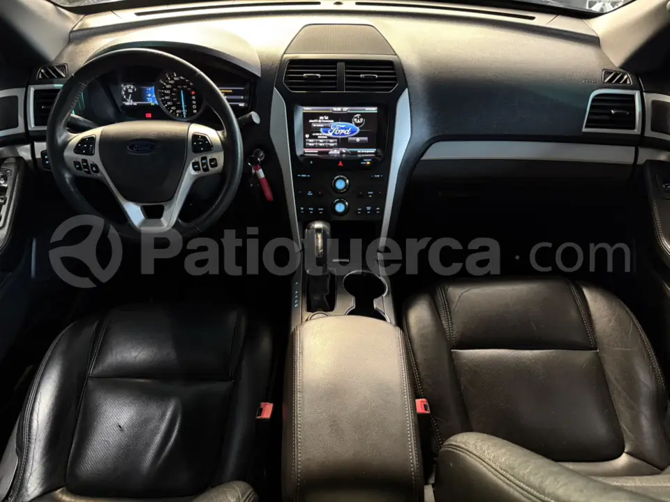 Foto 14 de Ford Explorer XLT