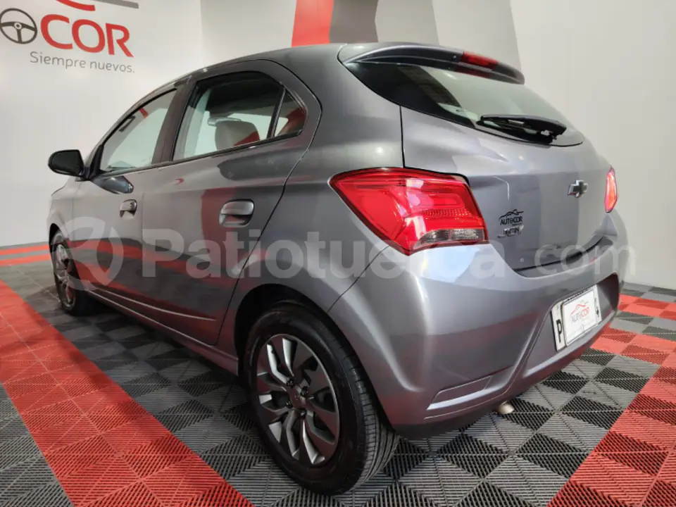 Foto 7 de Chevrolet JOY BLACK