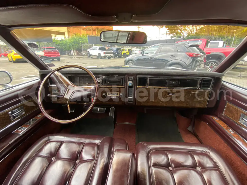 Foto 4 de Oldsmobile Toronado