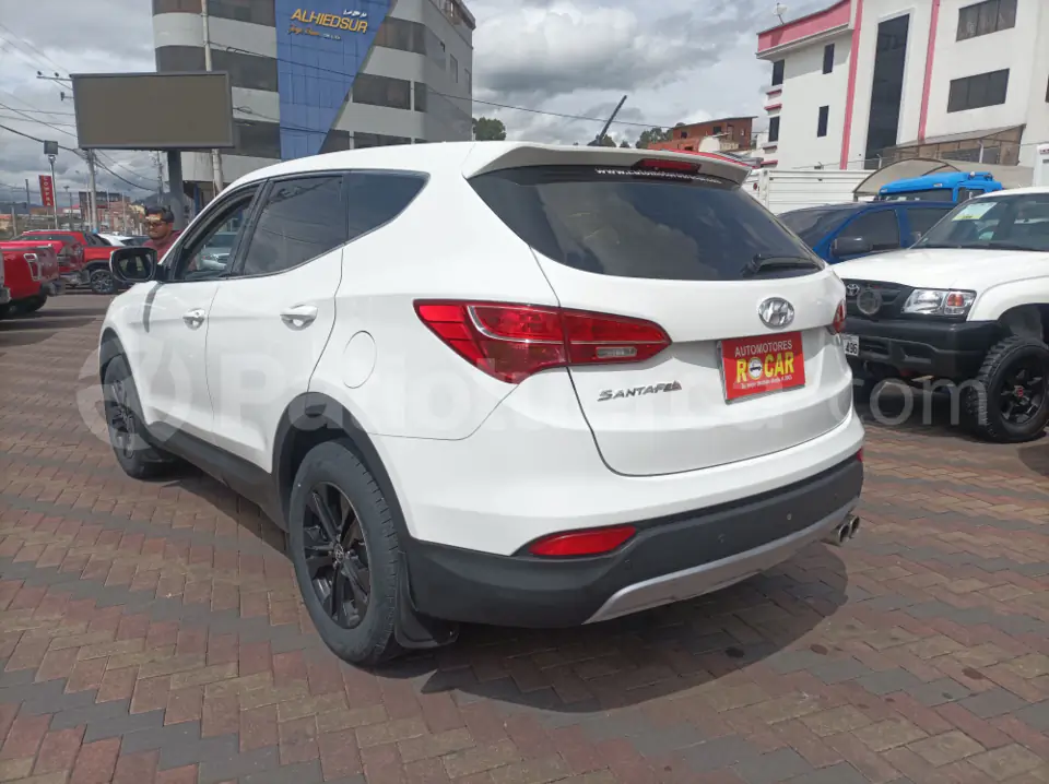 Foto 4 de Hyundai Santa Fe 4x2