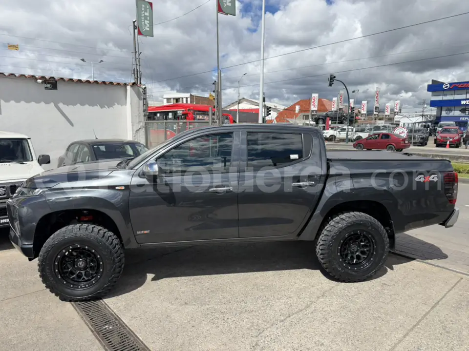 Foto 14 de Mitsubishi L200 GLX