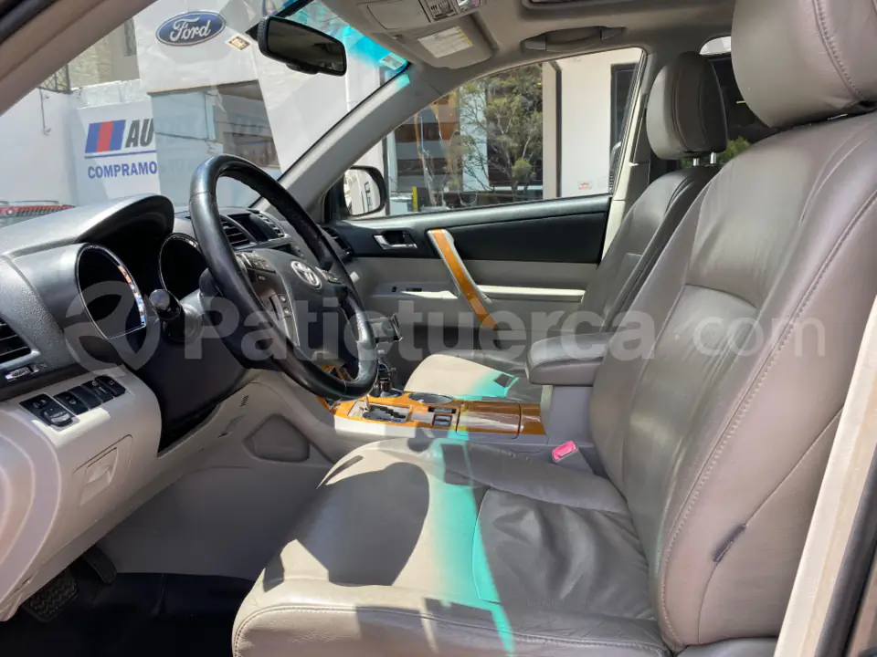 Foto 8 de Toyota Highlander Hibrido