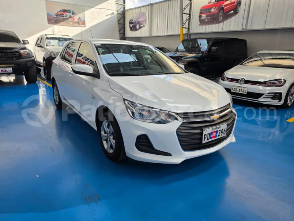 Foto 1 de Chevrolet ONIX