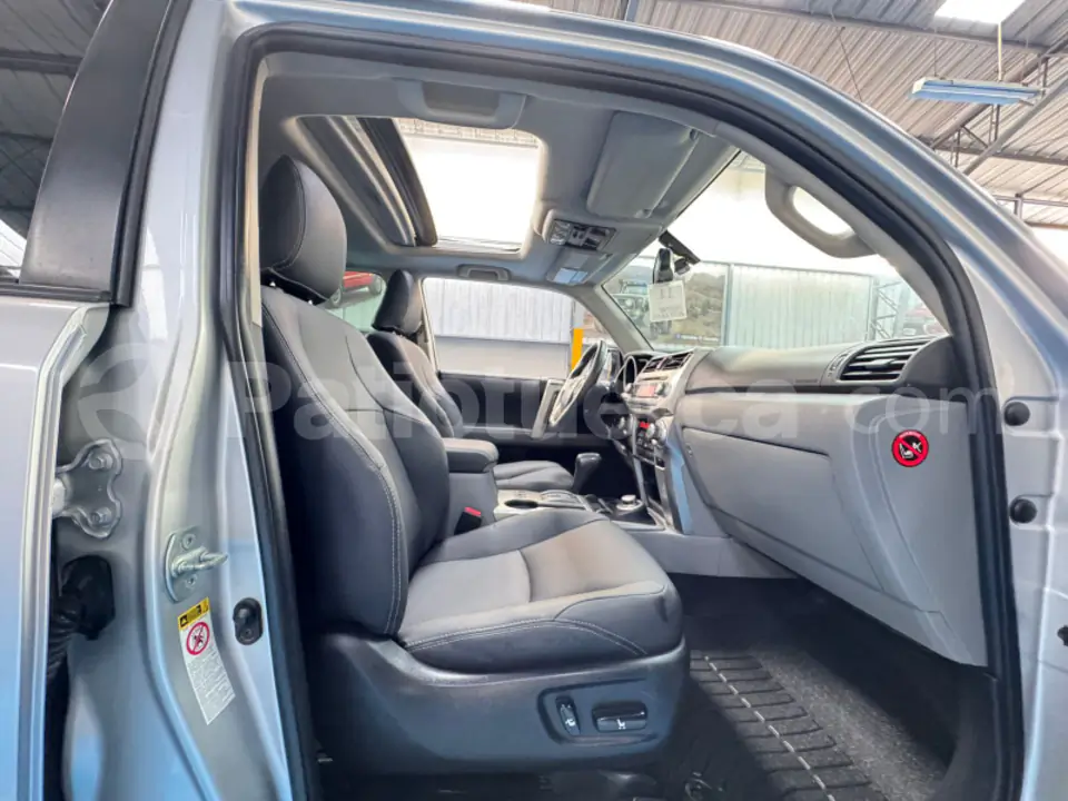 Foto 6 de Toyota 4Runner Limited