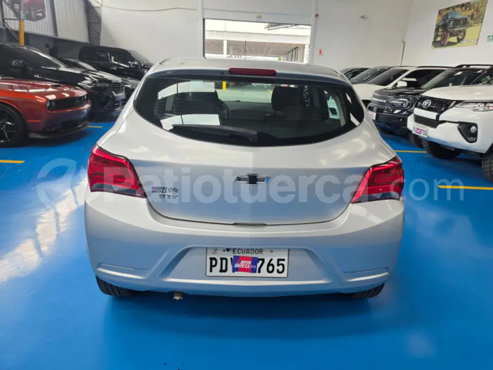 Foto 5 de Chevrolet JOY BLACK