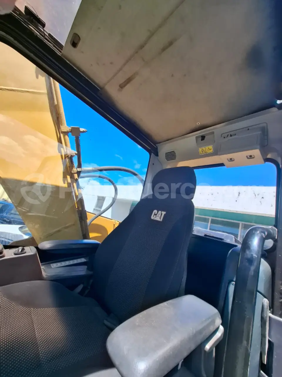 Foto 7 de Caterpillar 320 DL