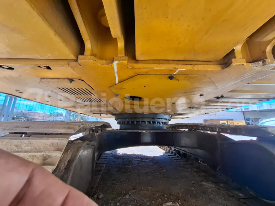 Foto 9 de Caterpillar 320 DL
