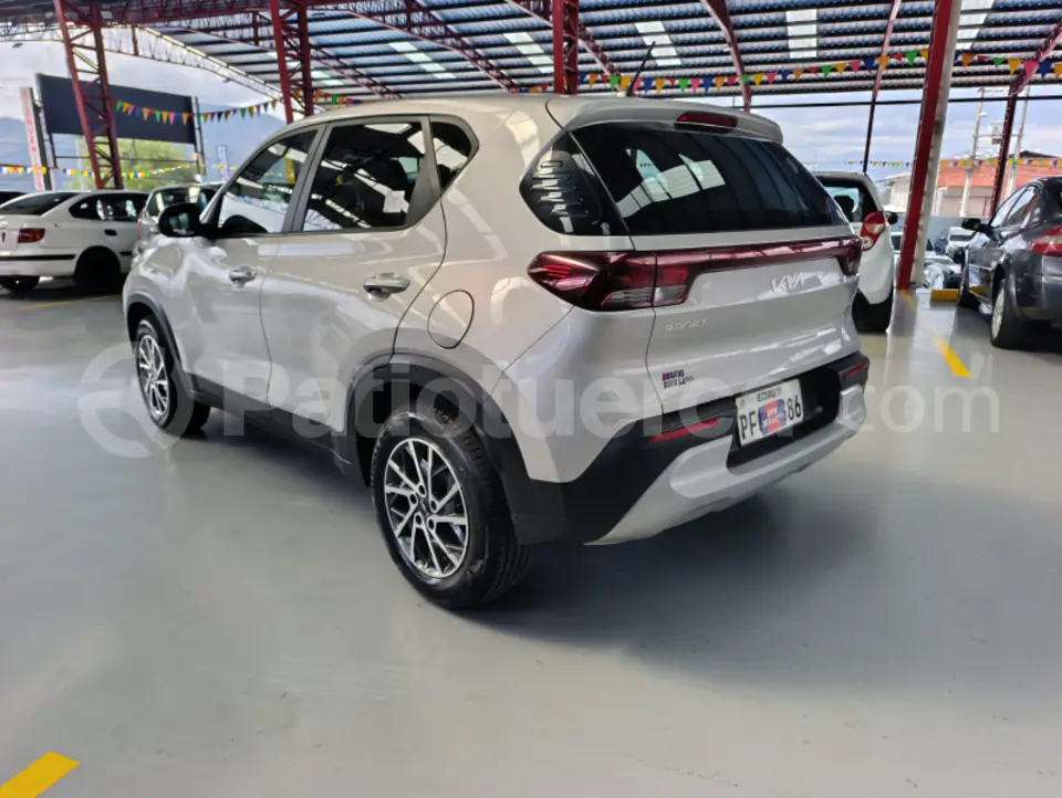 Foto 4 de Kia Sonet