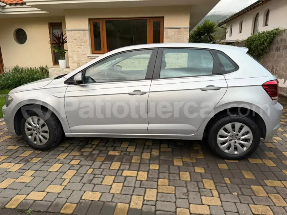Foto 2 de Volkswagen Polo Trendline
