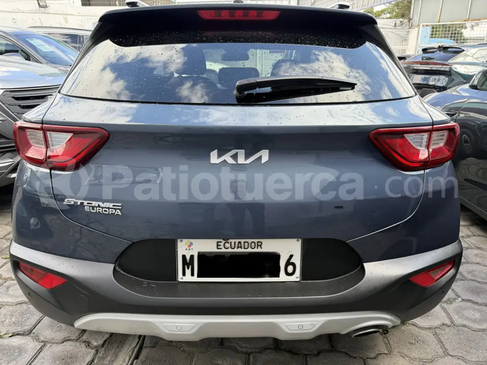 Foto 5 de Kia Stonic LX