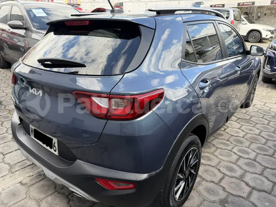 Foto 6 de Kia Stonic LX