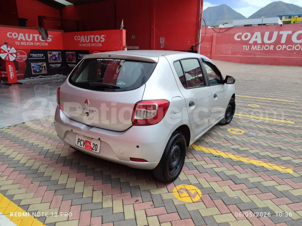 Foto 4 de Renault SANDERO EXPRESSION