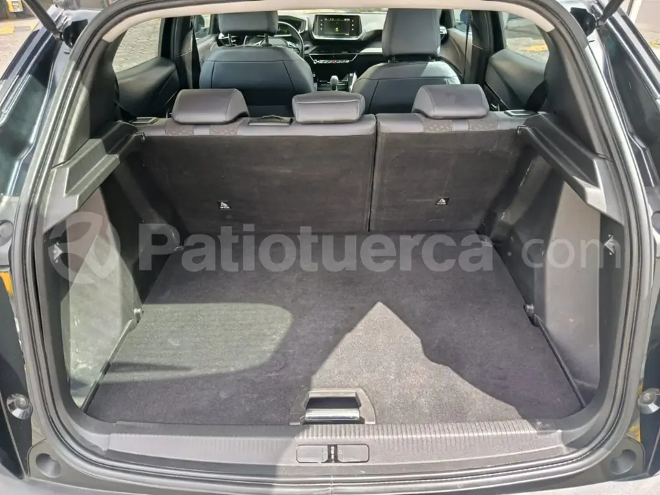 Foto 12 de Peugeot 2008 FIN p
